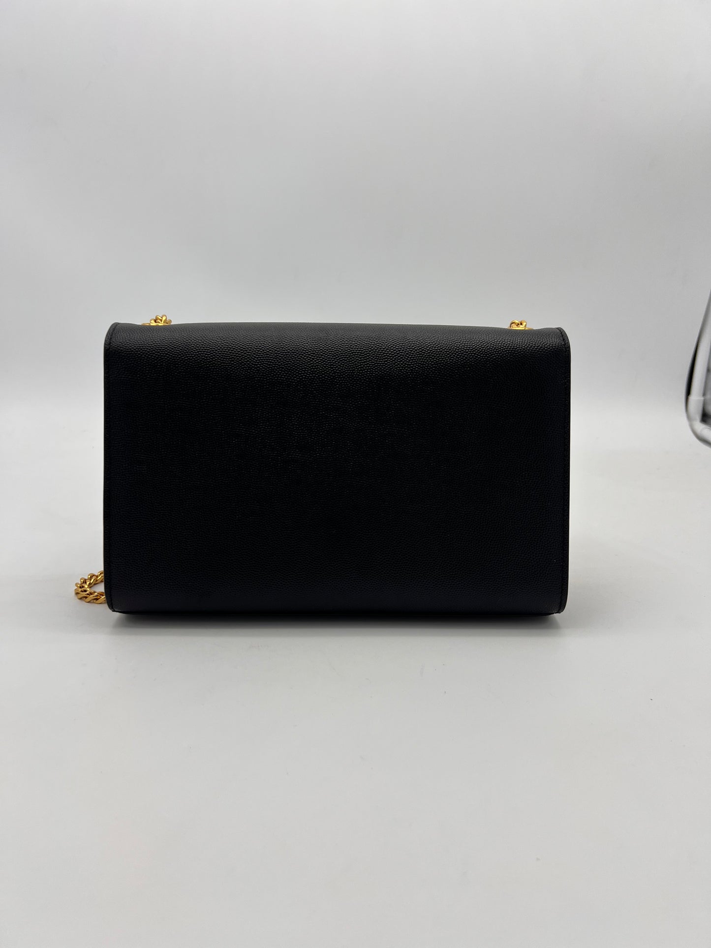 YSL Kate con borla.