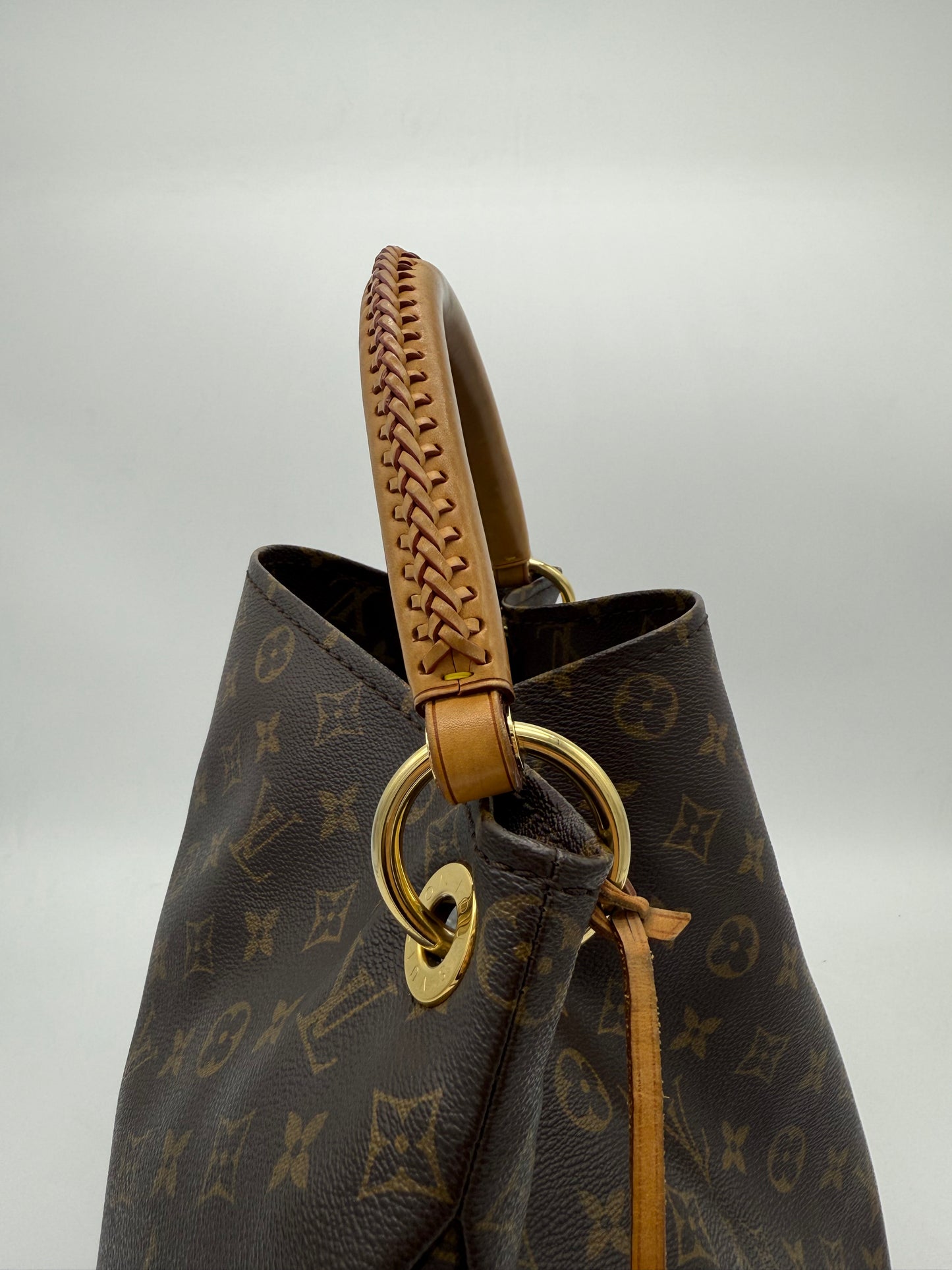 Louis Vuitton Artsy
