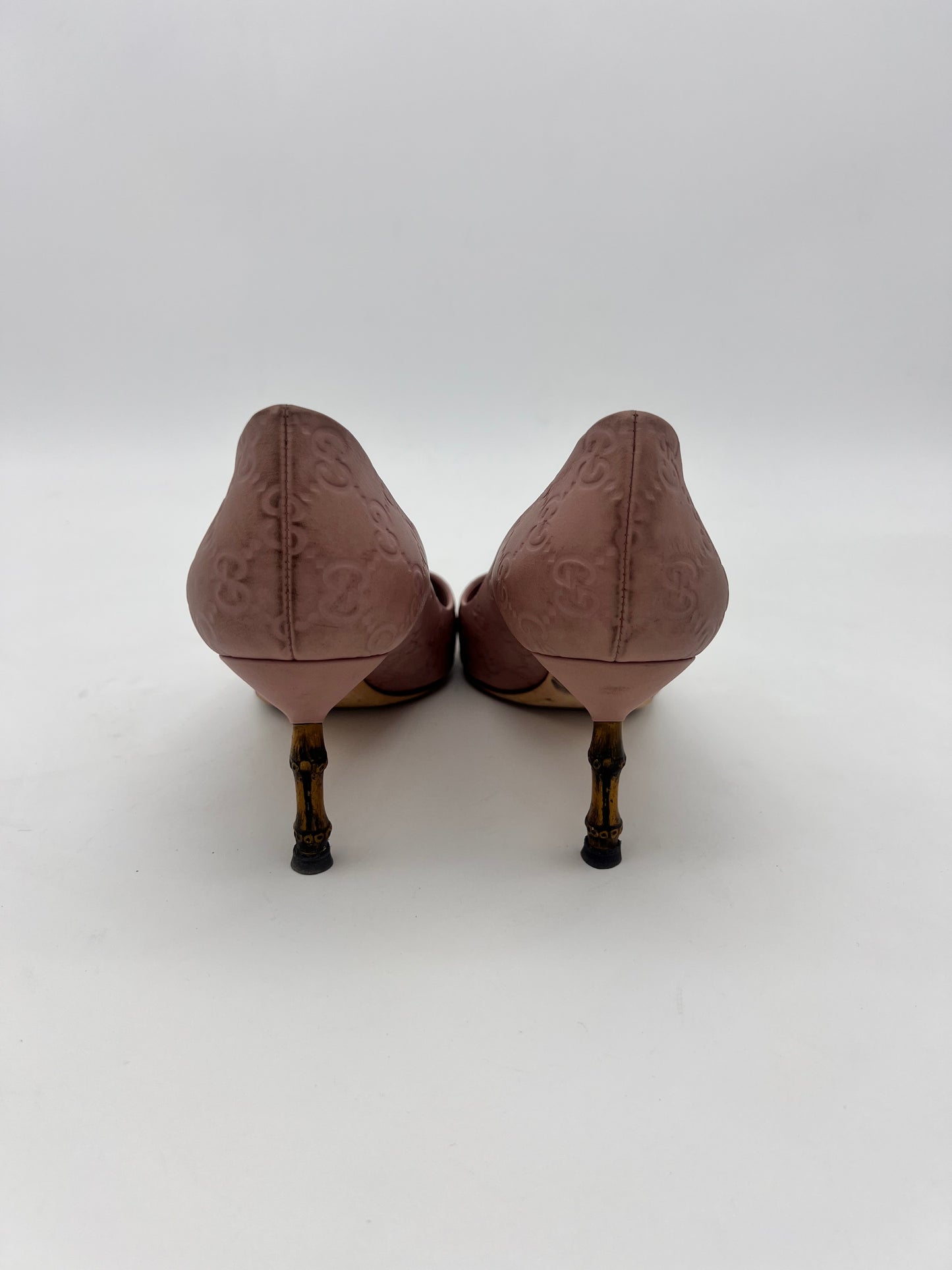 Gucci zapatillas tacón bambú color rosa talla 37.5eur 4.5mex