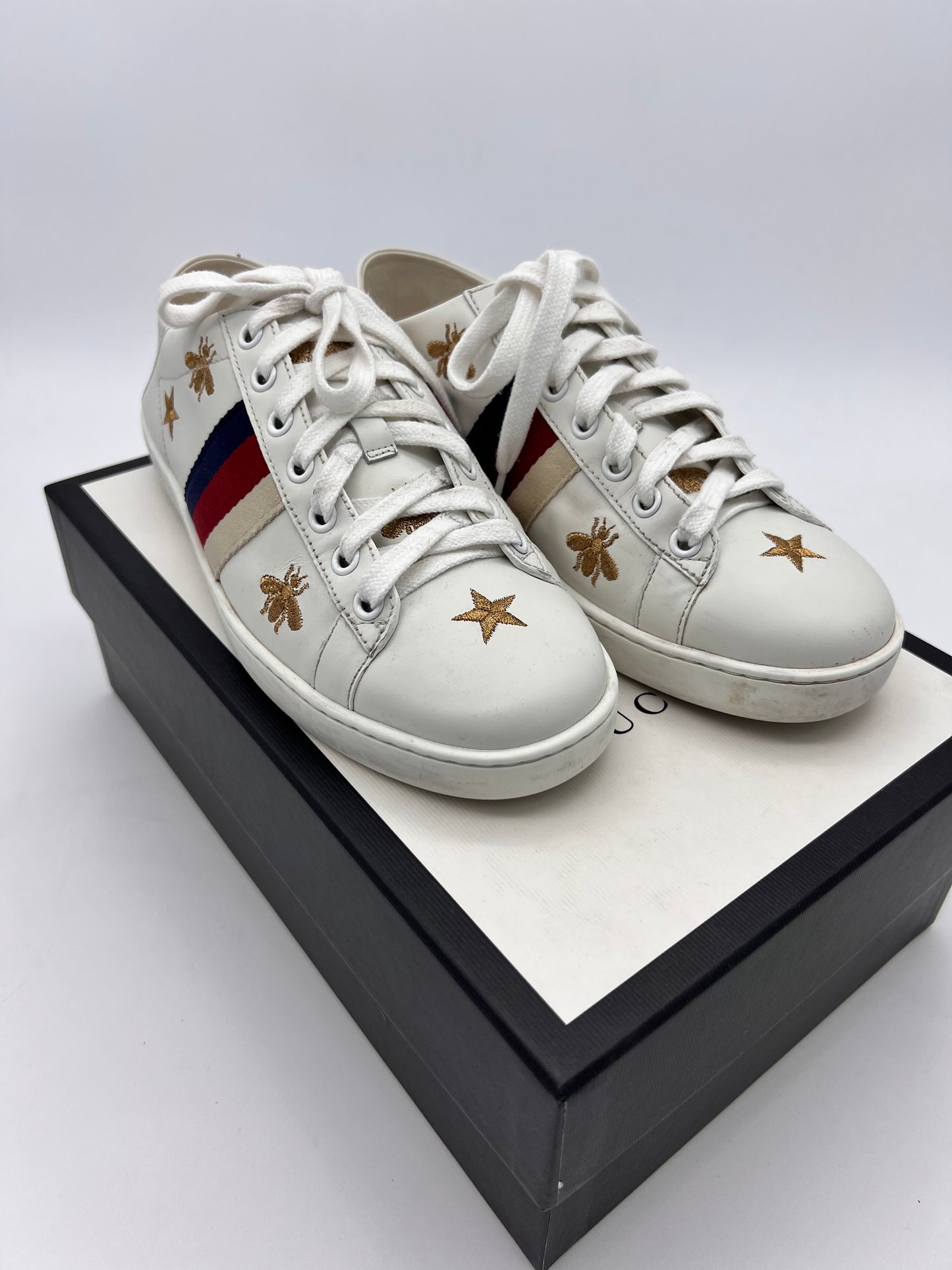 Gucci Ace estrellas talla 4mex.