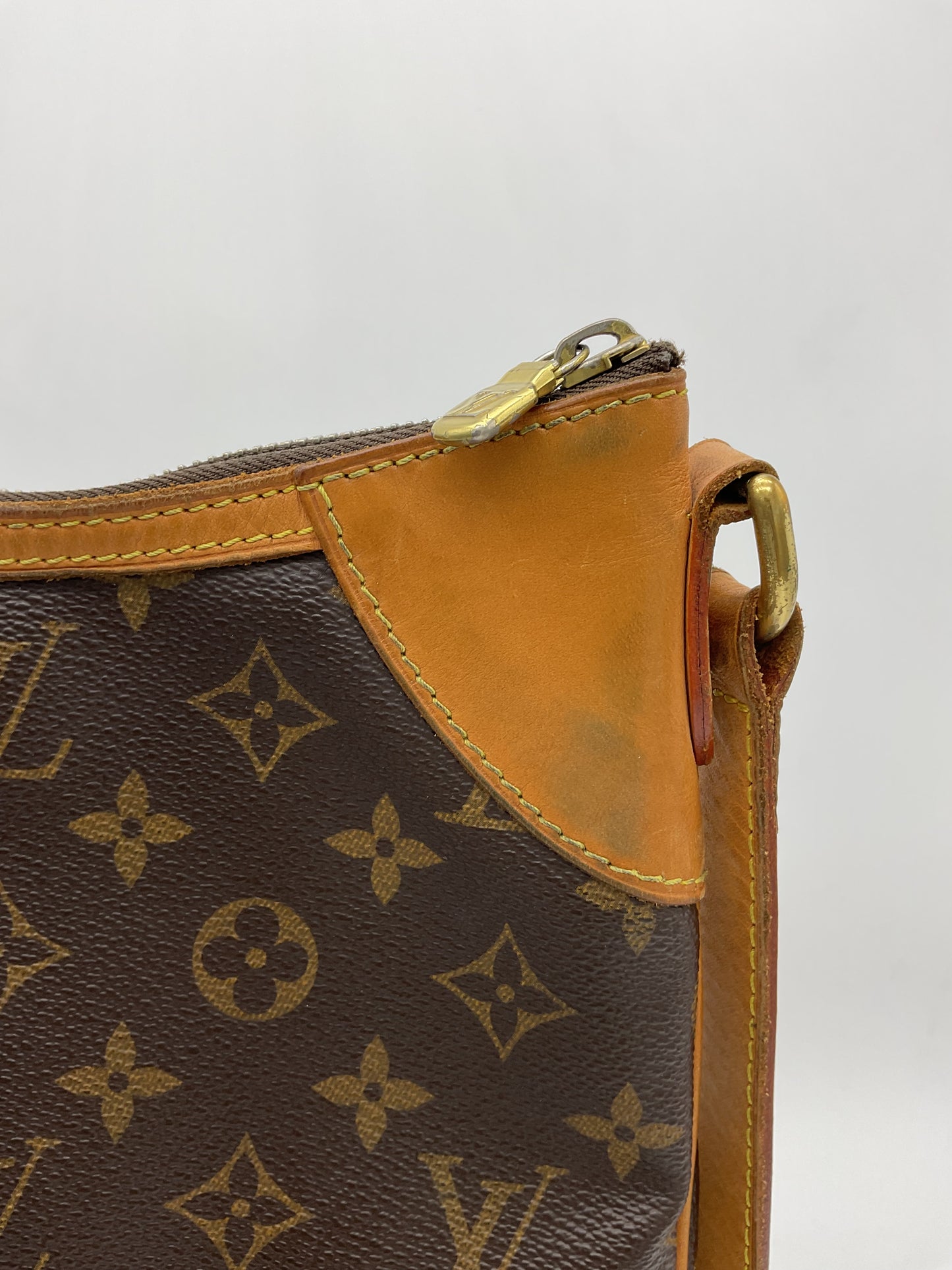 Louis Vuitton Messenger Monogram