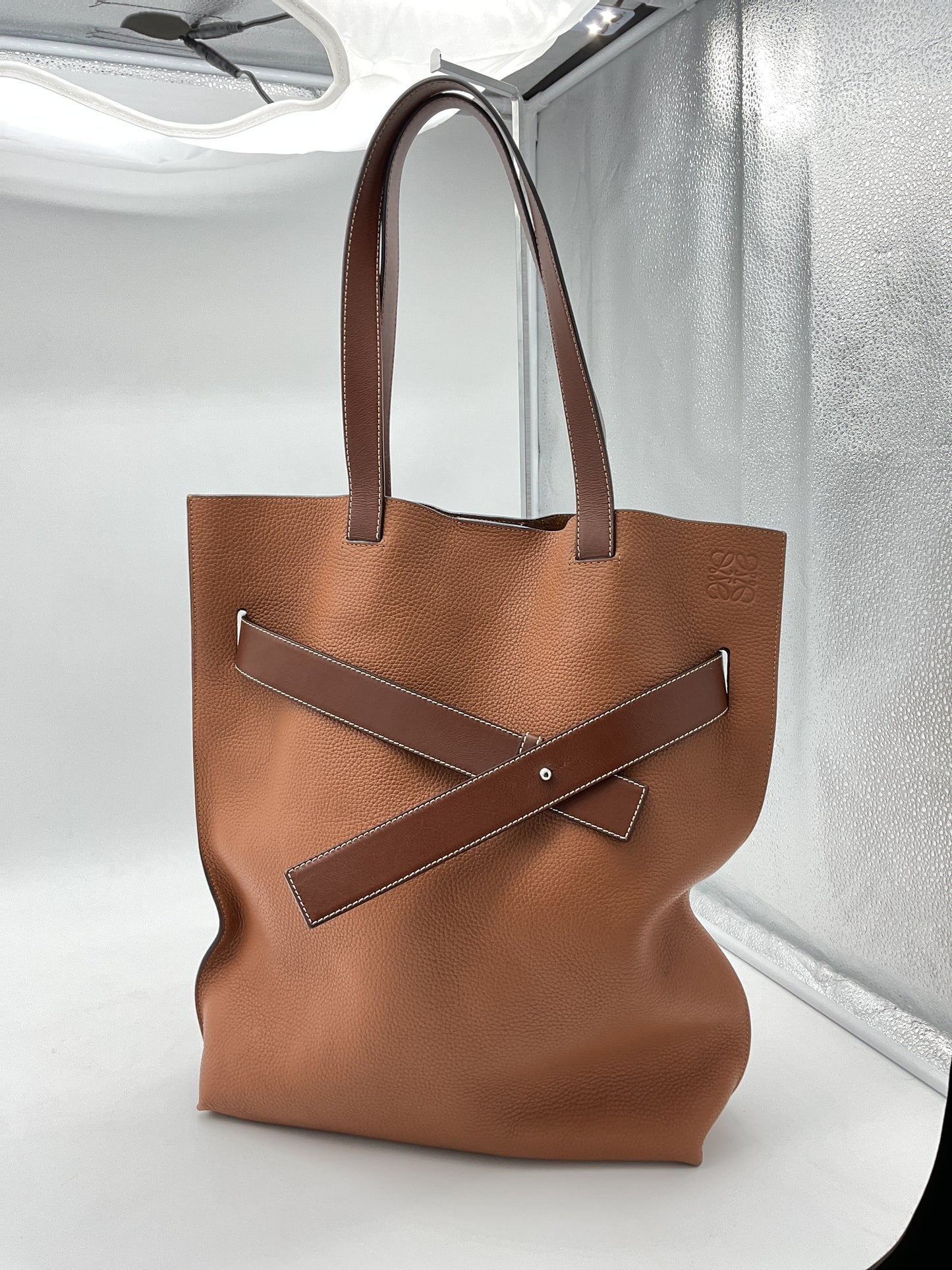Loewe anagram Tote