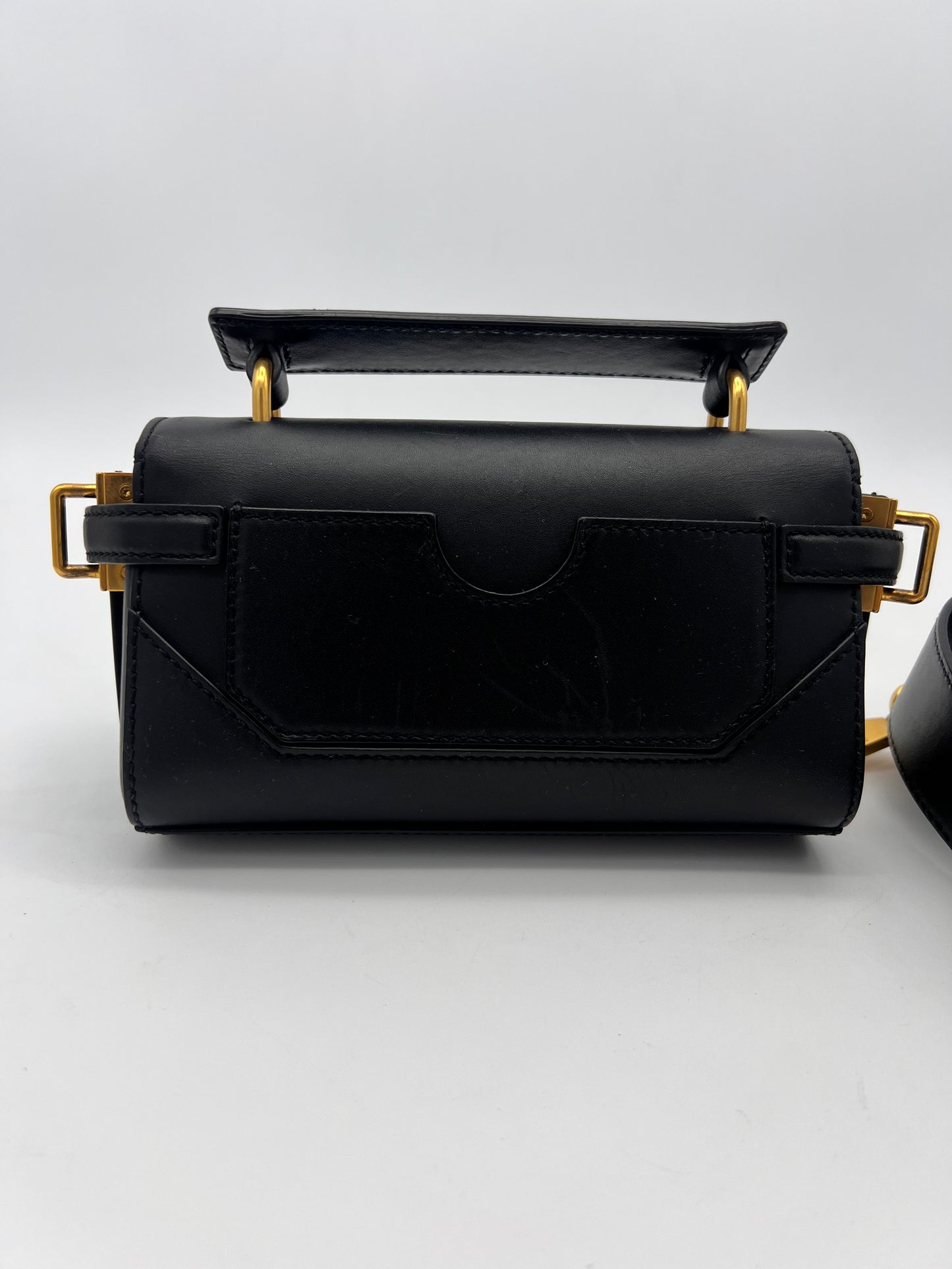 BALMAIN B-buzz crossbody chica.