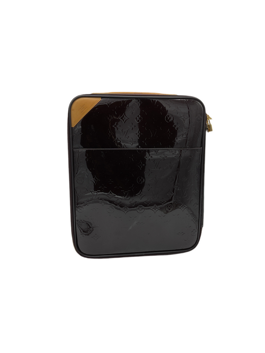 Maleta Louis Vuitton Vernis color uva.