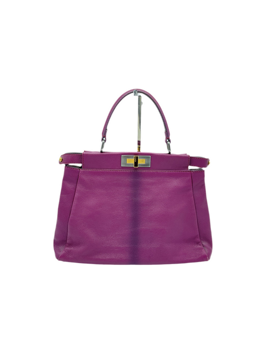 Fendi Peekaboo color vino.