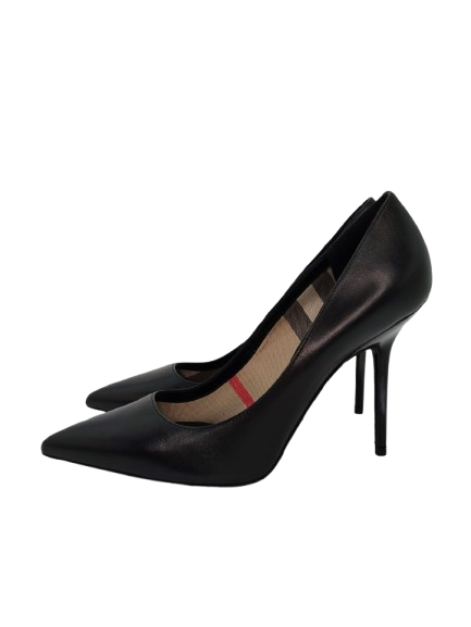 BURBERRY PUMPS