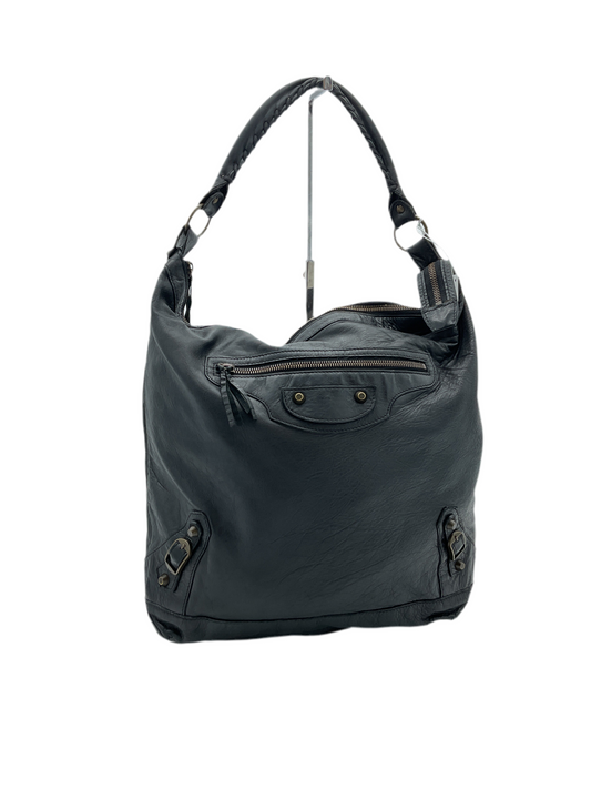 Balenciaga negra