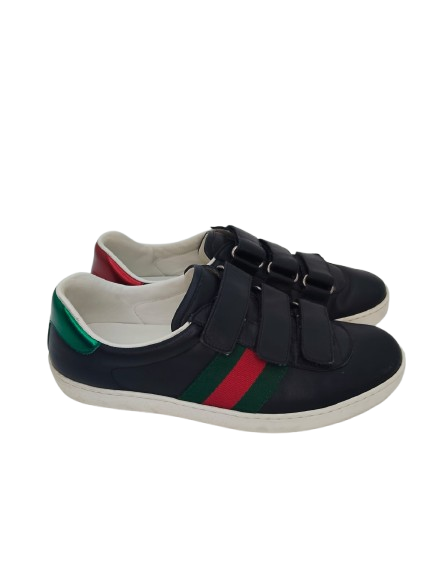 GUCCI T NEGROS