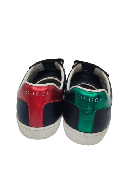 GUCCI T NEGROS