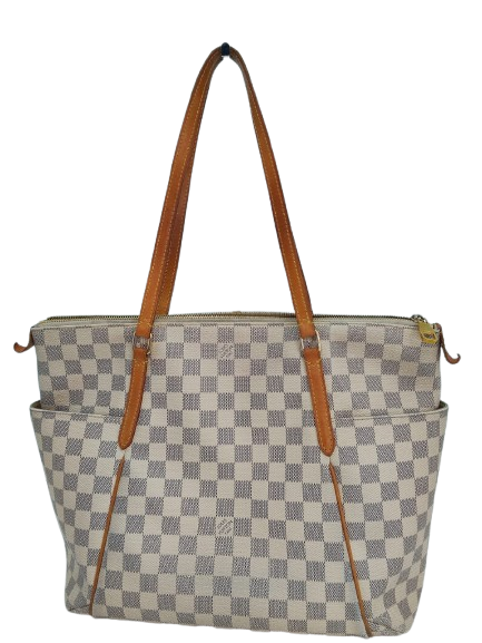 LOUIS VUITTON TOTALLY