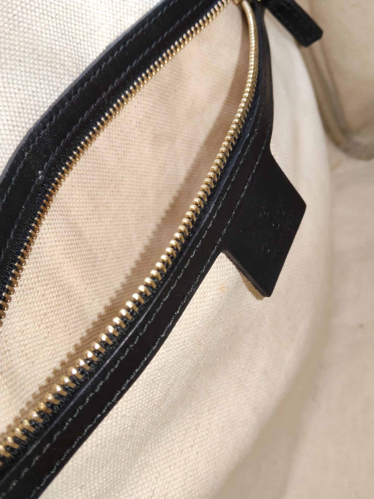 GUCCI PRE-OWNED