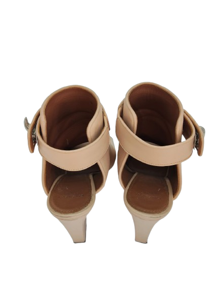 GIVENCHY SHARK LOCK