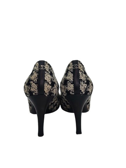 CHANEL TWEED